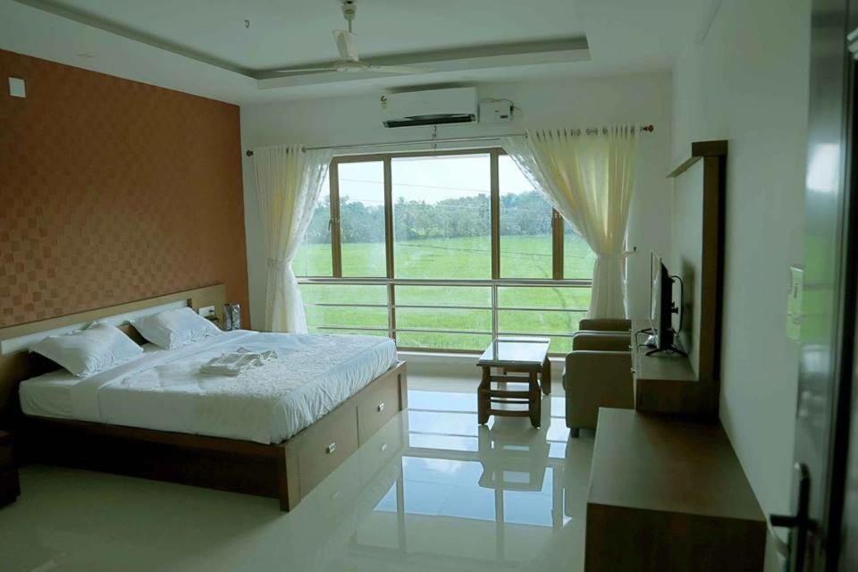Captains Cabin Backwater Resort Alappuzha ภายนอก รูปภาพ